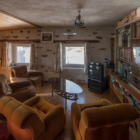 Bed and Breakfast Cad'stampa Σεντ Μόριτζ